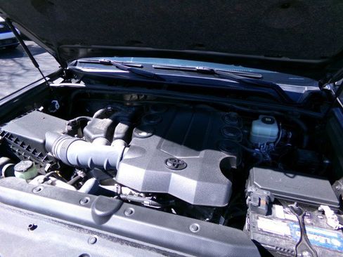 Used 2021 Toyota 4Runner SR5 Premium w/ Moonroof Package image 29