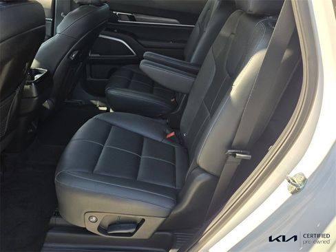 Certified 2022 Kia Telluride EX w/ EX Premium Package image 12
