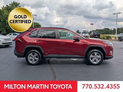 Used 2022 Toyota RAV4 XLE AWD/4WD image 8