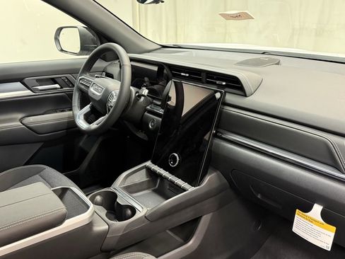 New 2026 GMC Terrain Elevation w/ Technology Package II image 15