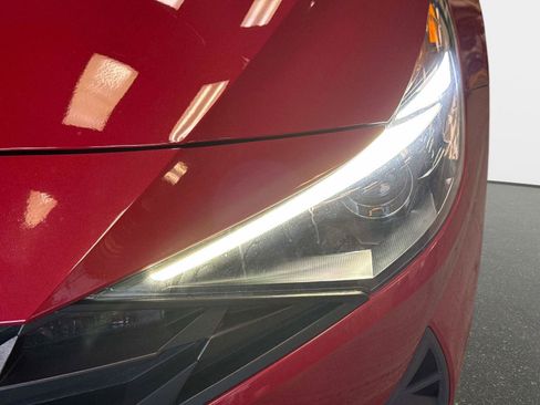 Certified 2023 Hyundai Elantra SEL w/ Convenience Package image 10