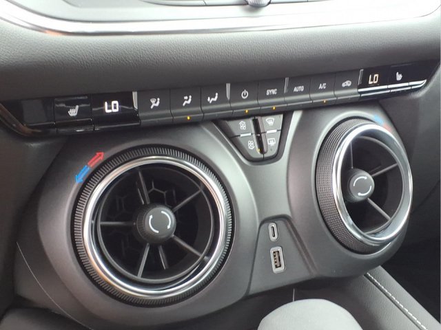 New 2026 Chevrolet Blazer LT w/ Convenience Package AWD/4WD image 6