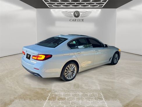 Used 2021 BMW 530i xDrive w/ Convenience Package image 5