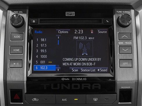 Used 2014 Toyota Tundra SR5 w/ SR5 Upgrade Package RWD image 10