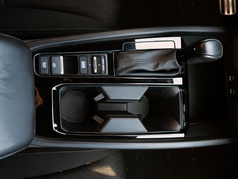 Used 2024 Honda Accord Sport image 27