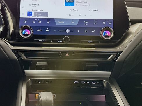 New 2026 Lexus TX 500h AWD image 13