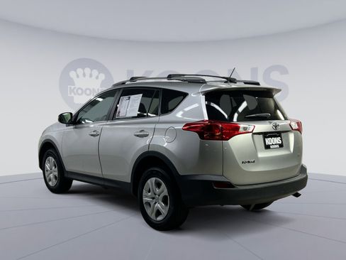 Used 2013 Toyota RAV4 LE image 10