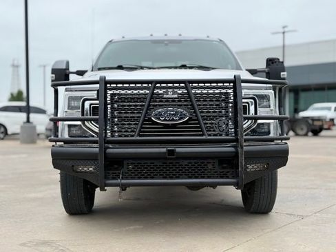Used 2022 Ford F350 Lariat w/ Lariat Ultimate Package AWD/4WD image 3