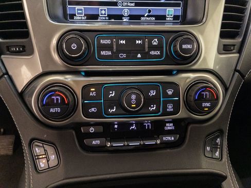 Used 2018 Chevrolet Tahoe Premier image 17