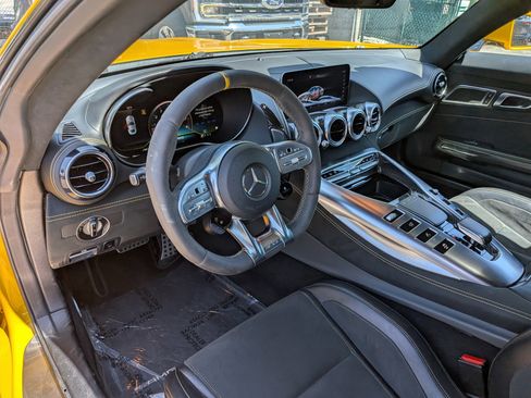 Used 2020 Mercedes-Benz AMG GT C image 18