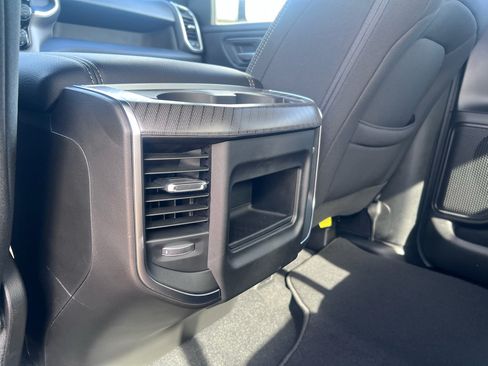 New 2026 RAM 1500 Express AWD/4WD image 18