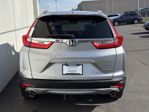 Certified 2017 Honda CR-V Touring image 4