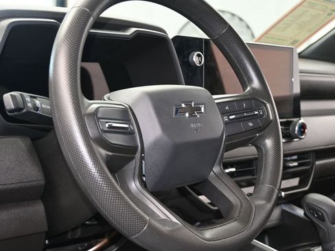 Used 2024 Chevrolet Colorado Trail Boss image 13