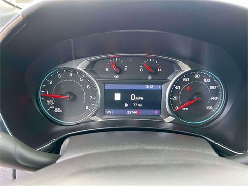 Used 2023 Chevrolet Equinox RS w/ RS Leather Package image 27