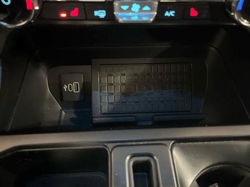 Used 2025 Ford F150 XLT w/ Equipment Group 302A MID image 33