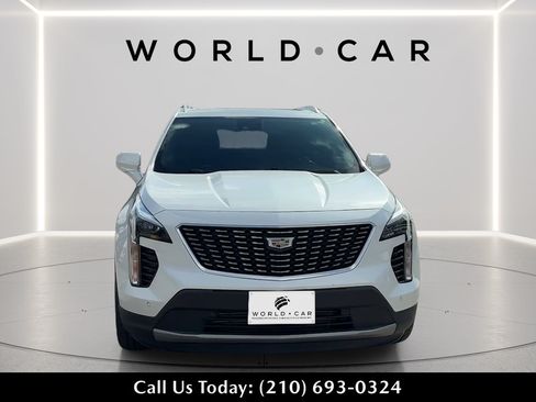 Used 2020 Cadillac XT4 Premium Luxury w/ Driver Awareness Package AWD/4WD image 8