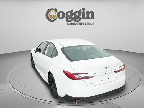 Certified 2026 Toyota Camry SE FWD image 9