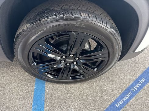 Used 2026 GMC Acadia Elevation w/ Black Edition image 33