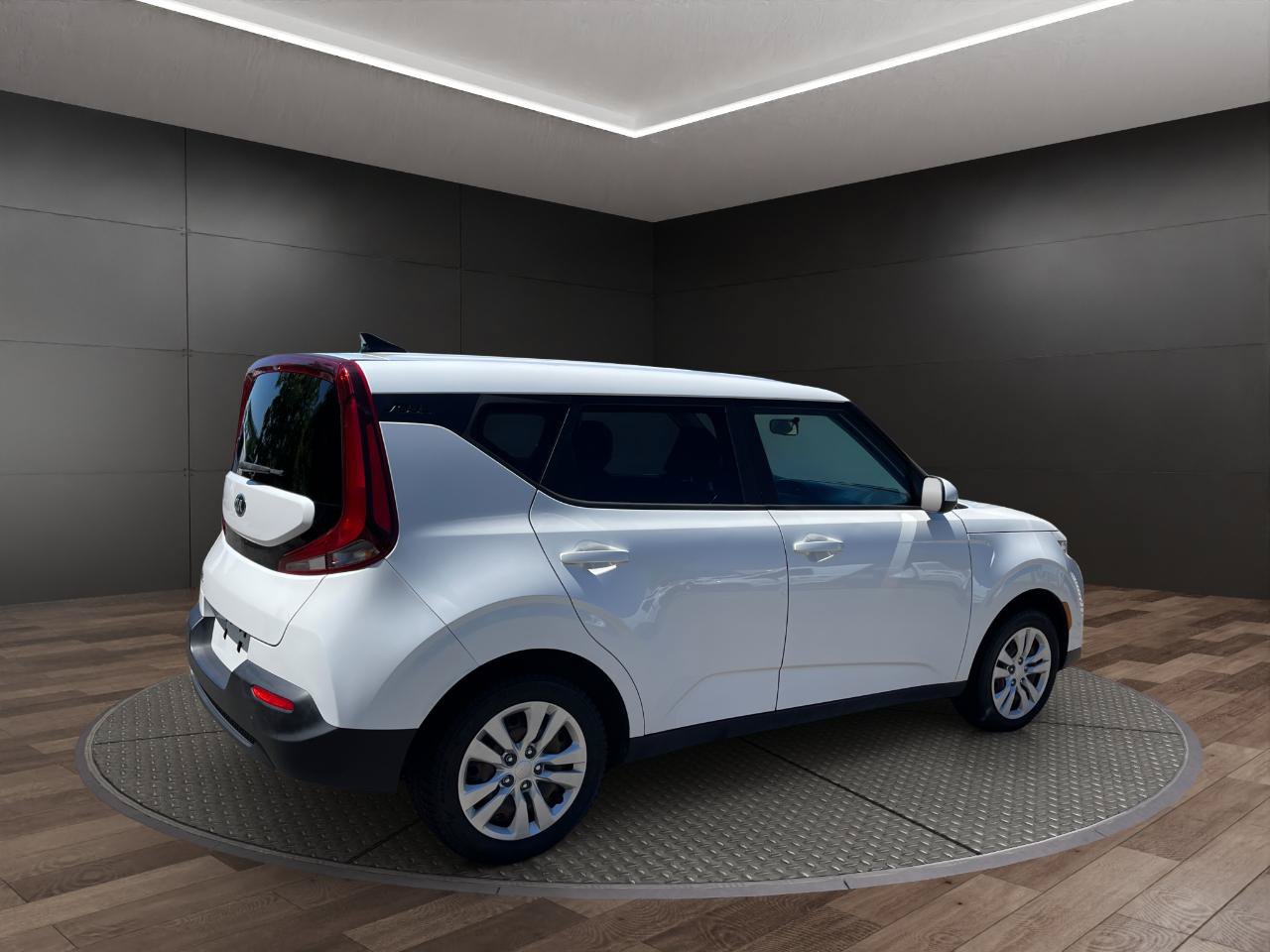 Used 2020 Kia Soul LX FWD image 8
