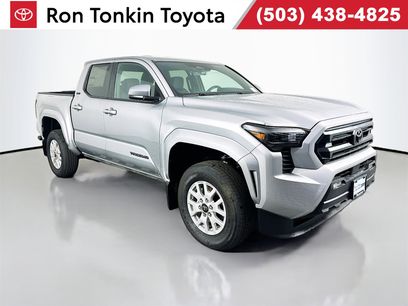 New 2025 Toyota Tacoma SR5