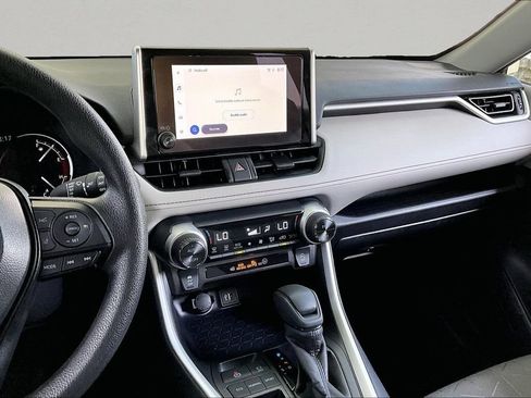 Used 2025 Toyota RAV4 XLE w/ Convenience Package FWD image 12