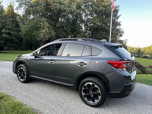 Used 2023 Subaru Crosstrek 2.0i Premium image 7