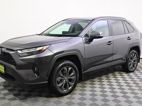 Used 2023 Toyota RAV4 XLE Premium AWD/4WD image 2