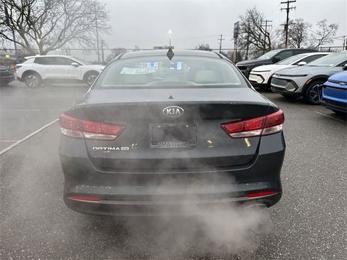 Used 2016 Kia Optima LX image 4