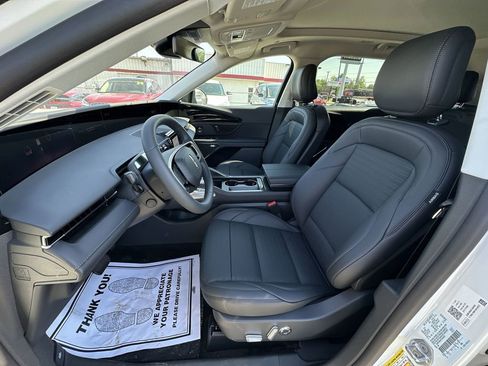 New 2026 Lincoln Nautilus Reserve w/ Jet Appearance Package image 11