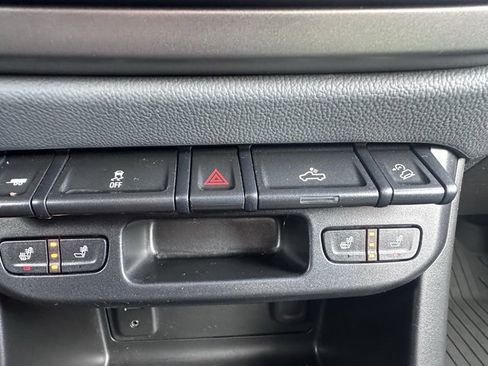 Used 2016 Chevrolet Colorado Z71 image 25