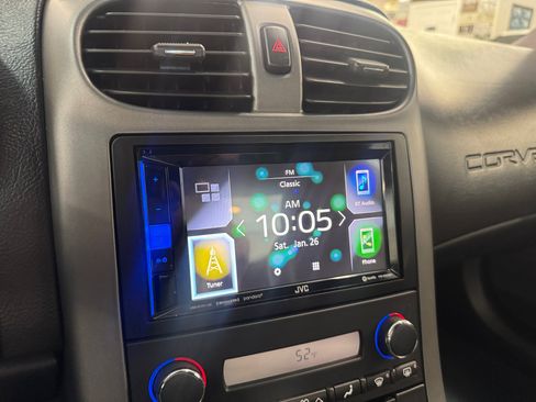 Used 2007 Chevrolet Corvette Coupe image 14