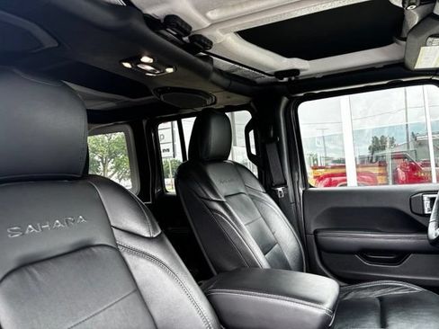 Used 2021 Jeep Wrangler Unlimited Sahara AWD/4WD image 11