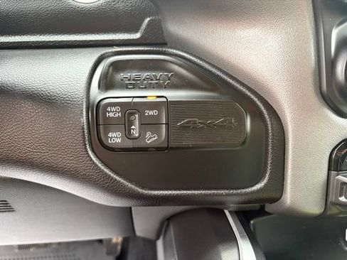 Used 2024 RAM 2500 Big Horn w/ Off Road Package AWD/4WD image 20