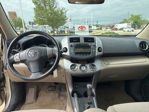 Used 2008 Toyota RAV4 Limited AWD/4WD image 22