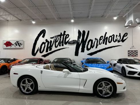 Used 2006 Chevrolet Corvette Convertible w/ Preferred Equipment Group image 31