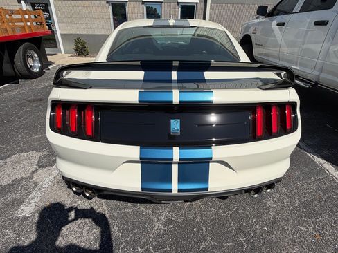 Used 2020 Ford Mustang Shelby GT350R w/ GT350R Equipment Group 920A image 5