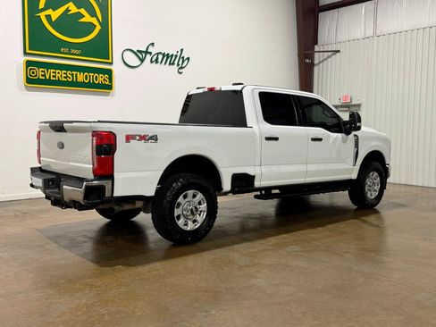Used 2023 Ford F250 XLT w/ 360-Degree Camera Package AWD/4WD image 3