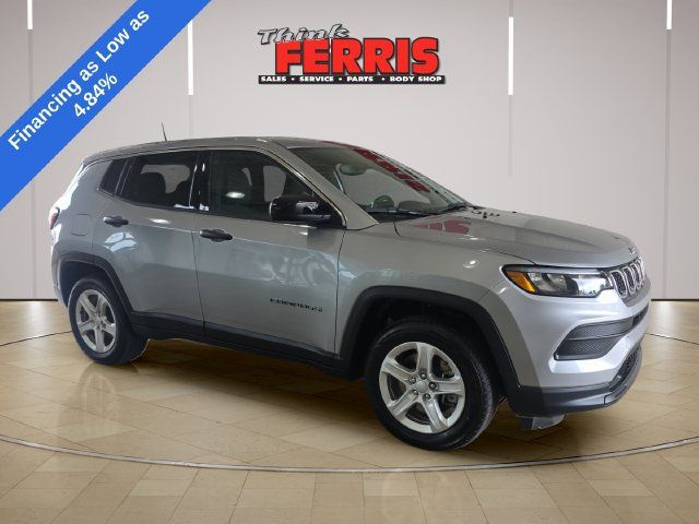 Used 2024 Jeep Compass Sport AWD/4WD image 7