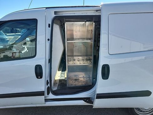 Used 2021 RAM ProMaster City Tradesman w/ Window Group 09 image 19