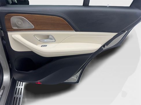 Used 2022 Mercedes-Benz GLE 350 4MATIC image 41