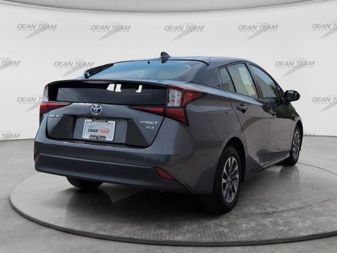 Used 2020 Toyota Prius XLE w/ Premium Convenience Package FWD image 7