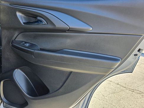 Used 2023 Chevrolet TrailBlazer RS w/ Convenience Package image 32