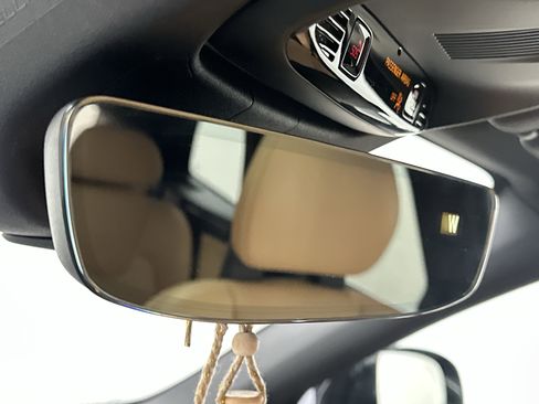 Used 2018 Volvo XC60 T5 Momentum w/ Convenience Package image 37