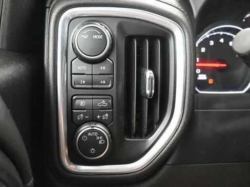 Used 2021 Chevrolet Silverado 1500 LT Trail Boss AWD/4WD image 26