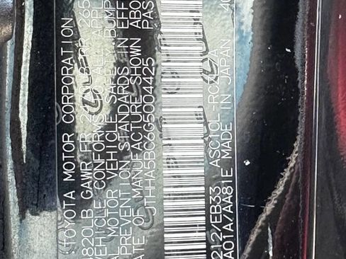 Used 2016 Lexus RC 200t image 21