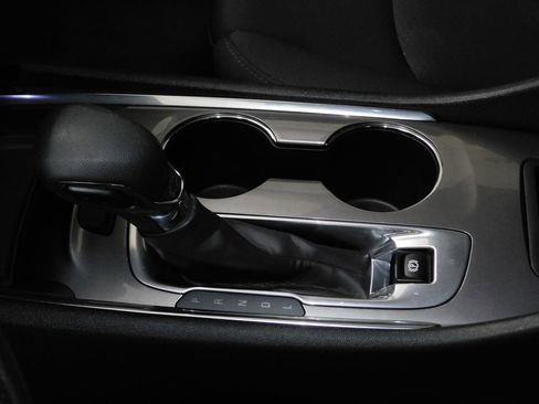 Used 2023 Chevrolet Malibu LT FWD image 37