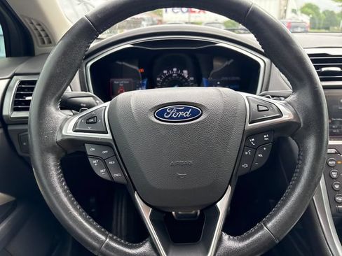 Used 2016 Ford Fusion Titanium AWD/4WD image 14