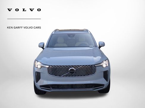 New 2026 Volvo XC90 B5 Core AWD/4WD image 9