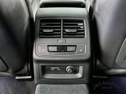 Used 2022 Audi RS 5 Sportback AWD/4WD image 32