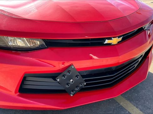 Used 2018 Chevrolet Camaro LT image 26